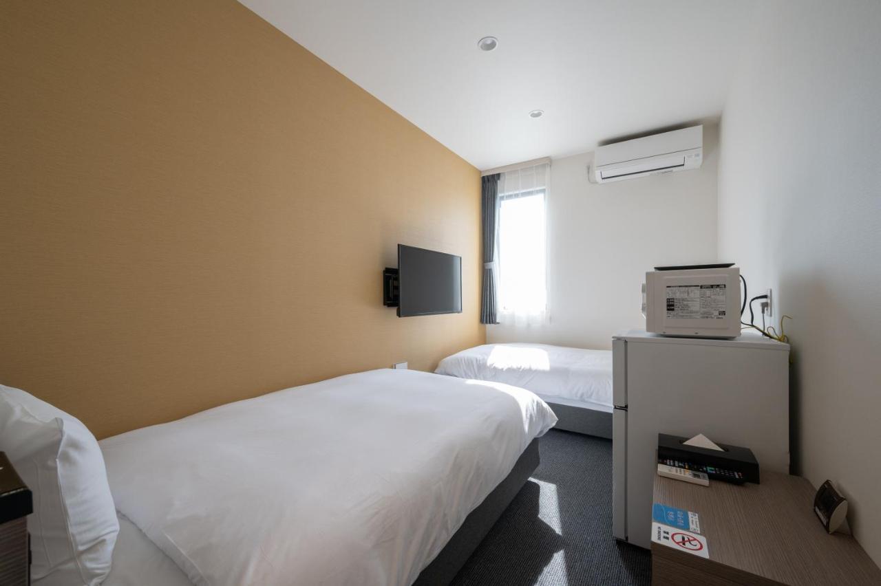 Hotel R9 The Yard Futtsu Exteriör bild