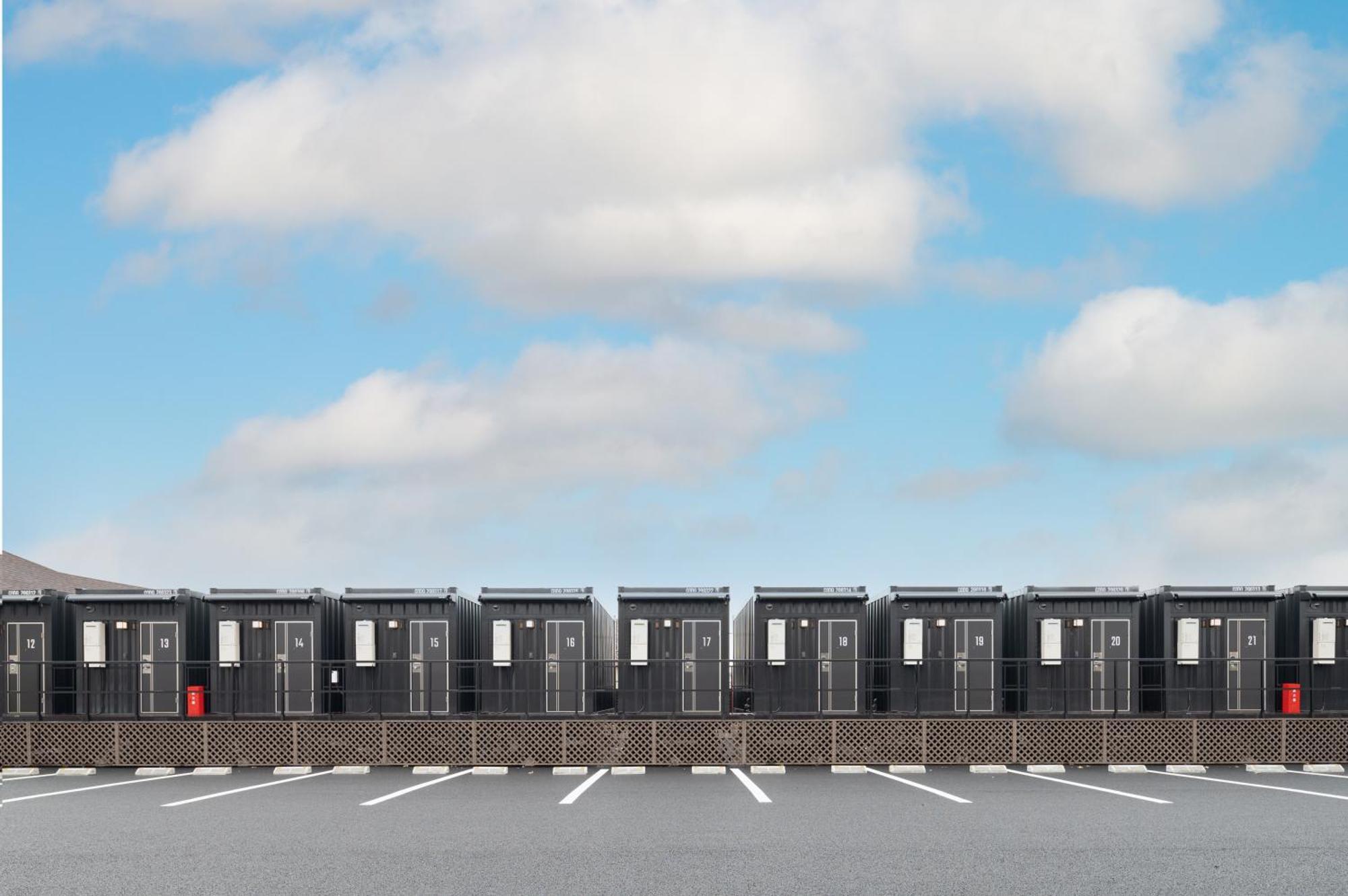 Hotel R9 The Yard Futtsu Exteriör bild