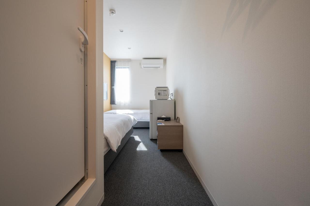 Hotel R9 The Yard Futtsu Exteriör bild